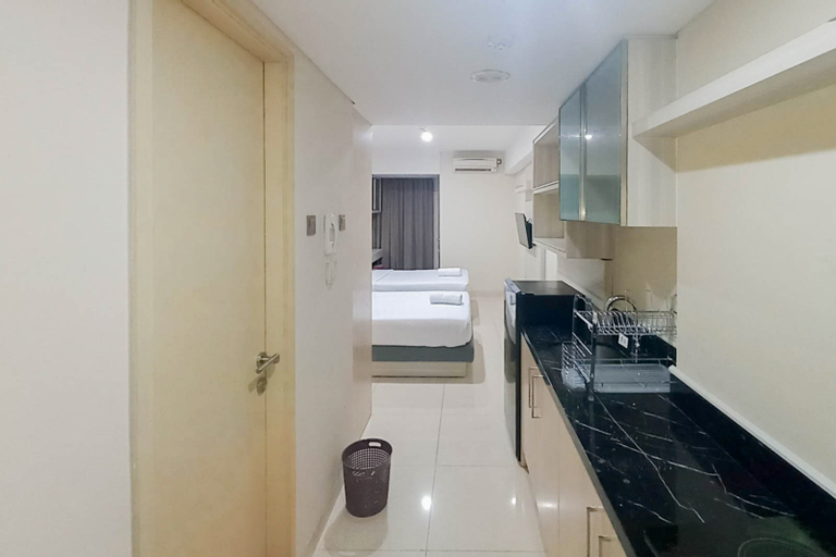 Others 4, Best Deal and Comfy Studio Apartment Warhol (W/R) Residences By Travelio, Semarang