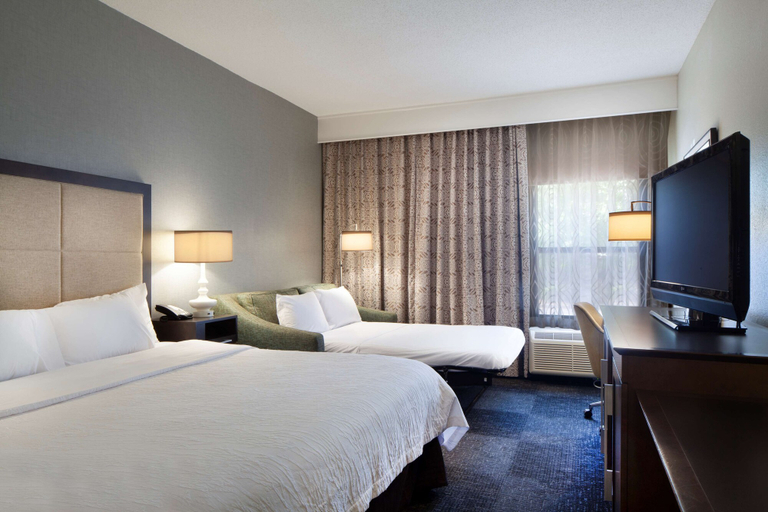 Bedroom 4, Hampton Inn Lawrenceville, Gwinnett