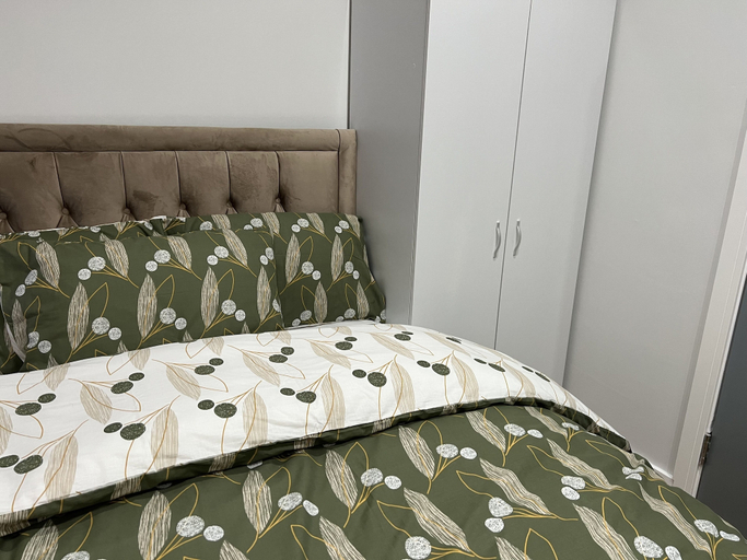 Bedroom 2, The Grand Bleu - Next to Tube station, London