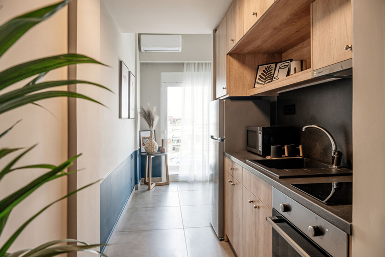 Others 4, Vinnies Homes, Crete