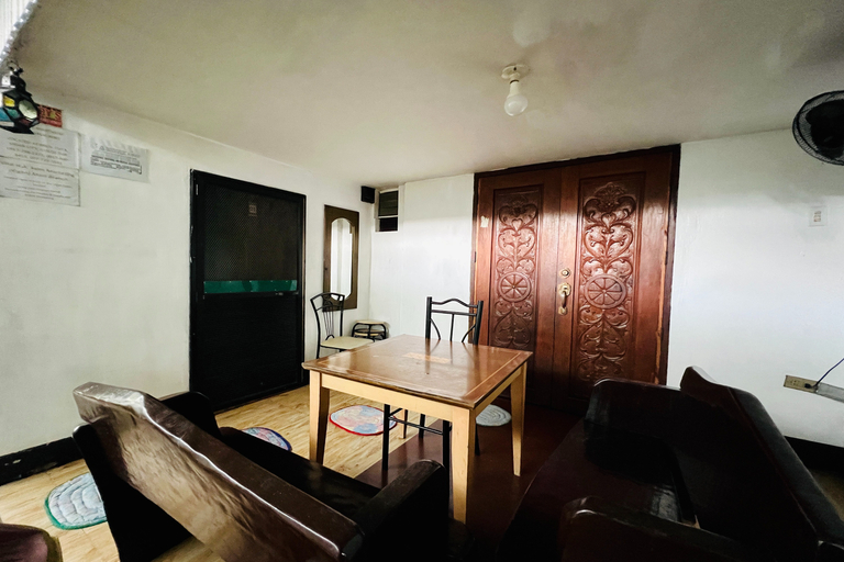Others 2, King Henry's Transient House, Bantay