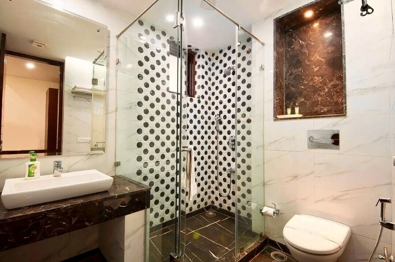 Bathroom 3, Alpina Hotels & Suites, Gurgaon