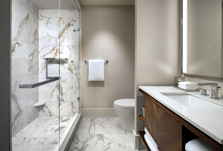 Bathroom 9