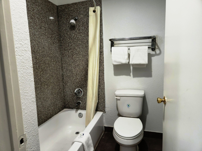 Bathroom 4, Express Inn Tomball, Houston