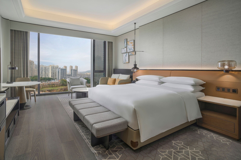 Bedroom 2, Sheraton Ninghai Hotel, Ningbo