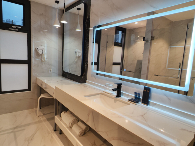 Bathroom 3