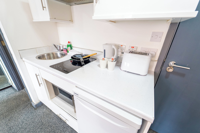 Others 3, Lovely 1-bed Studio in Birmingham, Birmingham