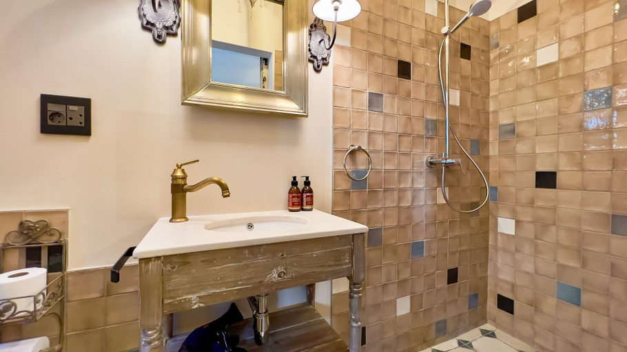 Bathroom 3, Brigadoon Boutique Guesthouse l Ondili, Swakopmund