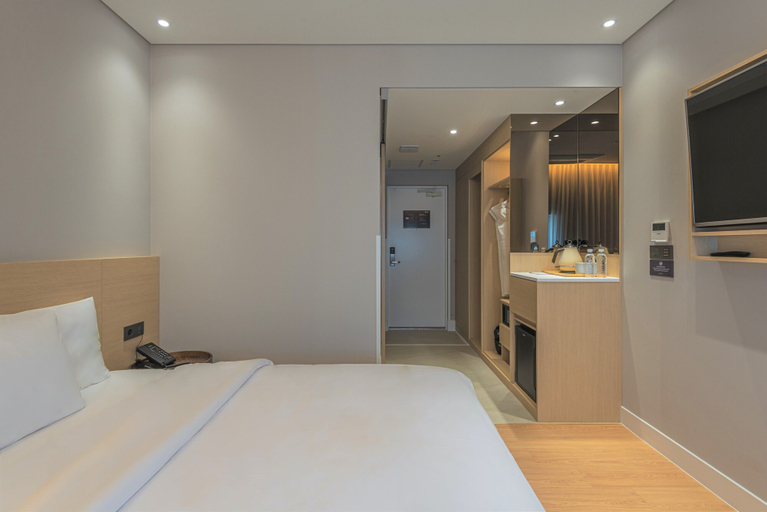 Others 5, The Marine View Hotel, Suyeong