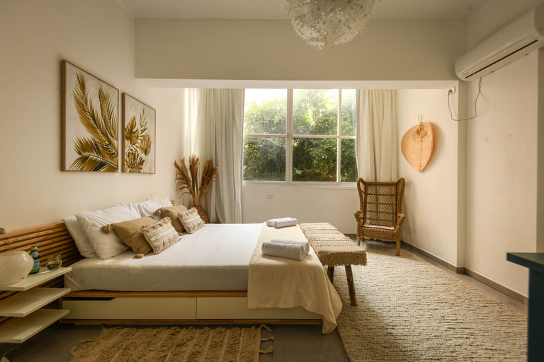 Others 2, Prime location Sunny 3bedroom apartment