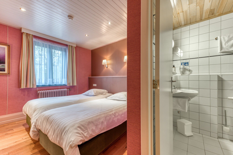 Bedroom 2, Hôtel Le Cor de Chasse, Luxembourg