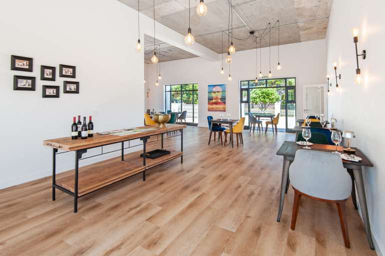 Food & Drinks 5, Glow Boutique Suites, Overberg