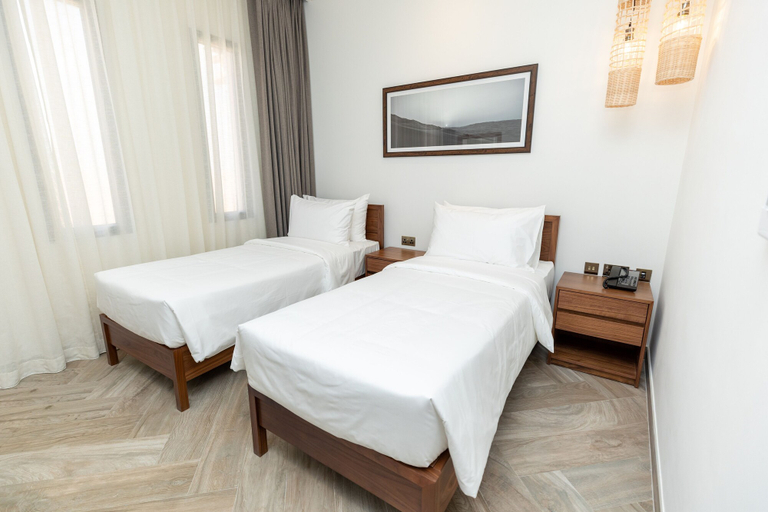Bedroom 5, Bab Al Nojoum Bateen Liwa
