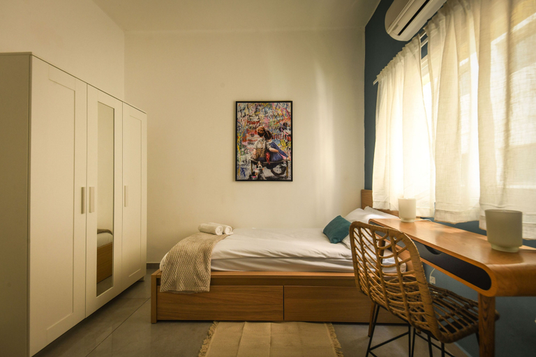 Others 3, Prime location Sunny 3bedroom apartment