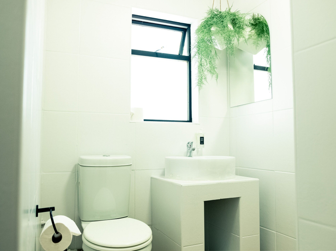 Bathroom 5, Neighbourgood Hill, City of Cape Town