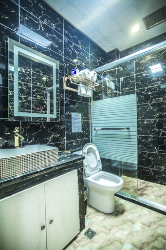 Bathroom 4, Star Sands Hotel, Saipan