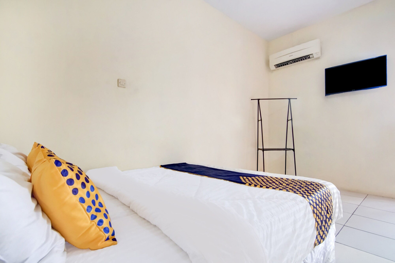 Bedroom 3, Hotel O Nakula Sadewa, Depok