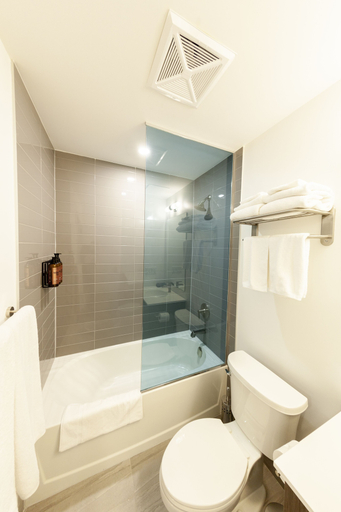 Bathroom 3, The Laundry Rooms Station Park Kitchener, Waterloo