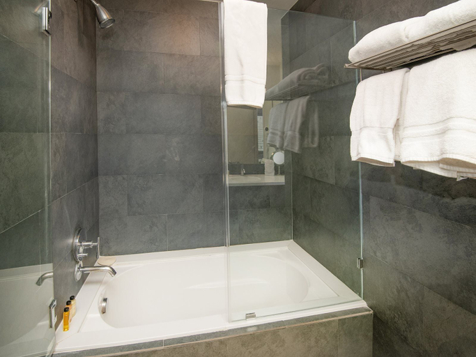 Bathroom 3, Vantage Point Condo 601, Eagle