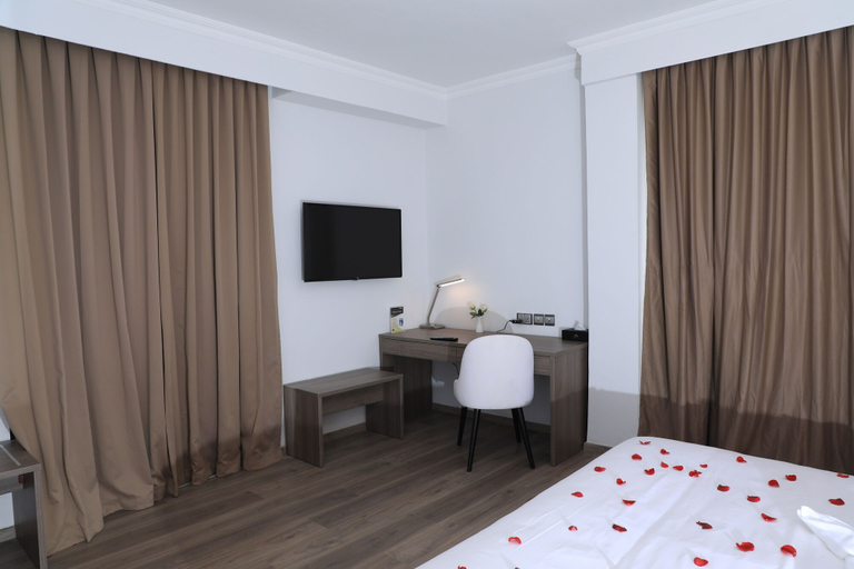 Bedroom 2, TH BonRoyal Hotel, Addis Abeba