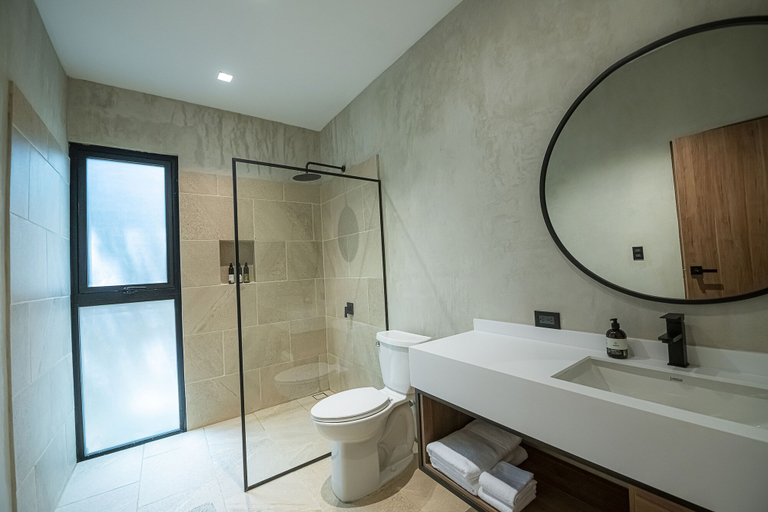Bathroom 4, Elmoro Tamarindo, Santa Cruz