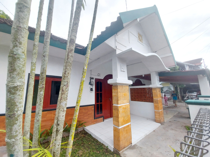 Nitikan House A by FH Stay, Yogyakarta
