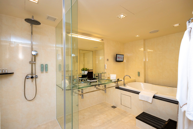 Bedroom 5, Resorts World Genting – Genting Grand, Genting Highlands