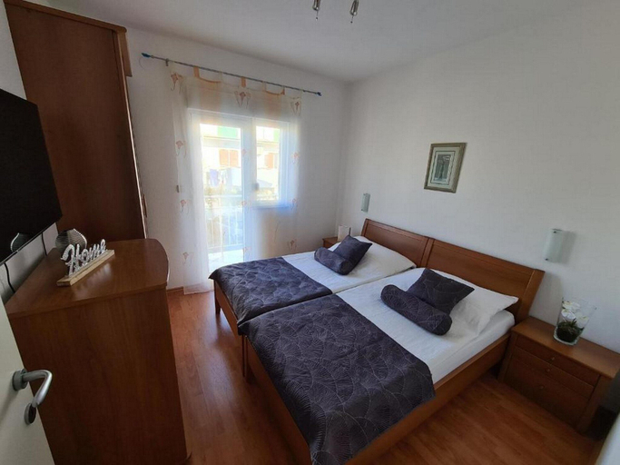 Bedroom 3, Villa Neda, Vodice