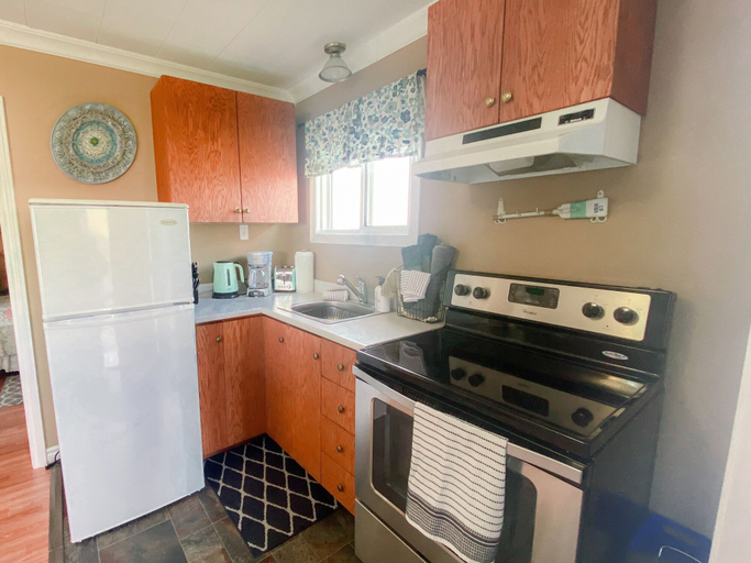 Others 4, Sea Breeze Bed & Breakfast, Division No. 9