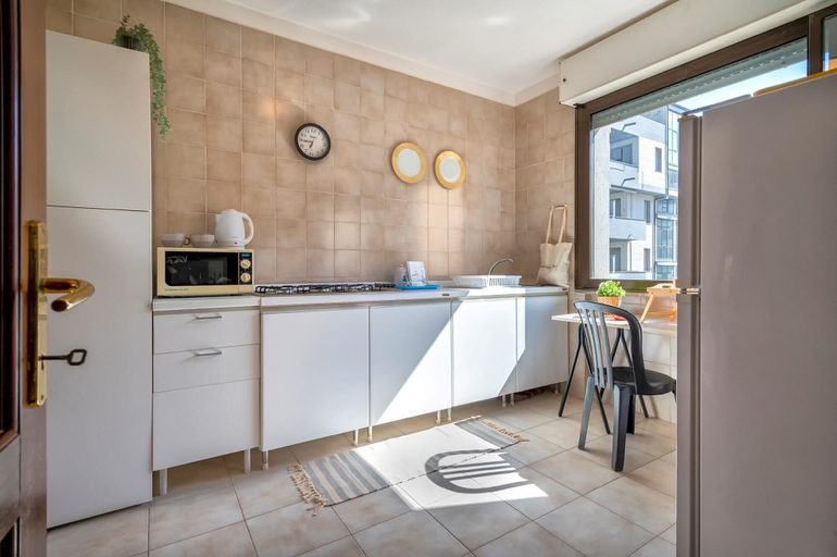 Room 2, Sardinia RE - Francesca s Flat - Free Parking, Sassari
