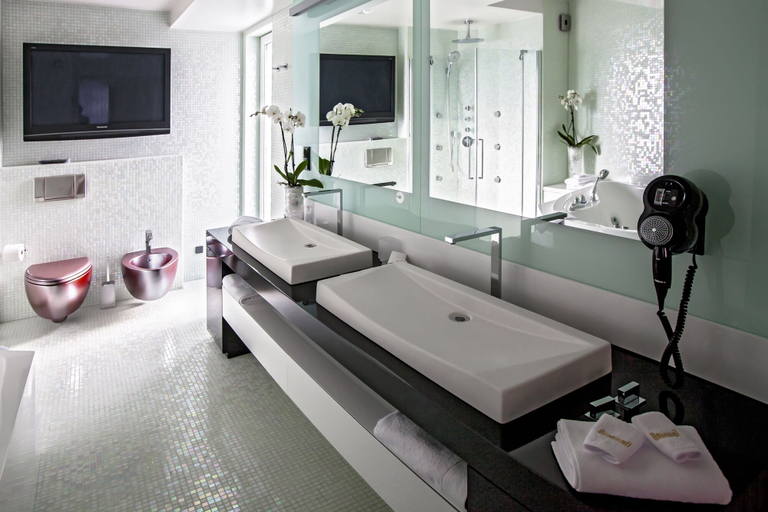 Bathroom 4, Damianii Luxury Boutique Hotel & Spa, Dugi Rat