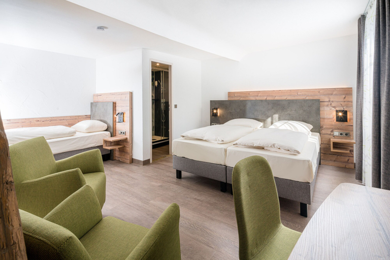 Bedroom 2, Hotel Café Adler, Schwarzwald-Baar-Kreis