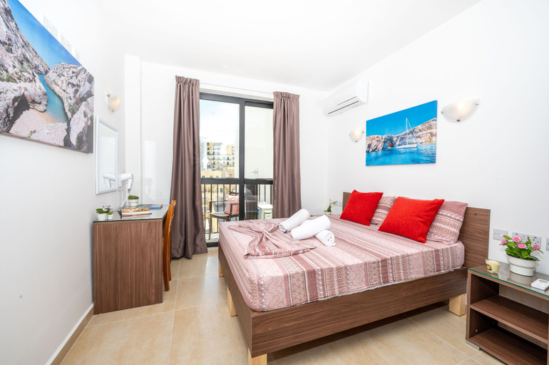 Bedroom 3, Sea Bliss 1 Bedroom Apartments by Getawaysmalta, Saint Paul's Bay