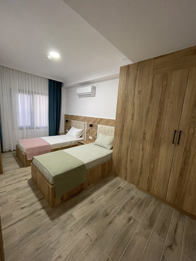 Bedroom 2, Çamlık Apart, Ayvalık