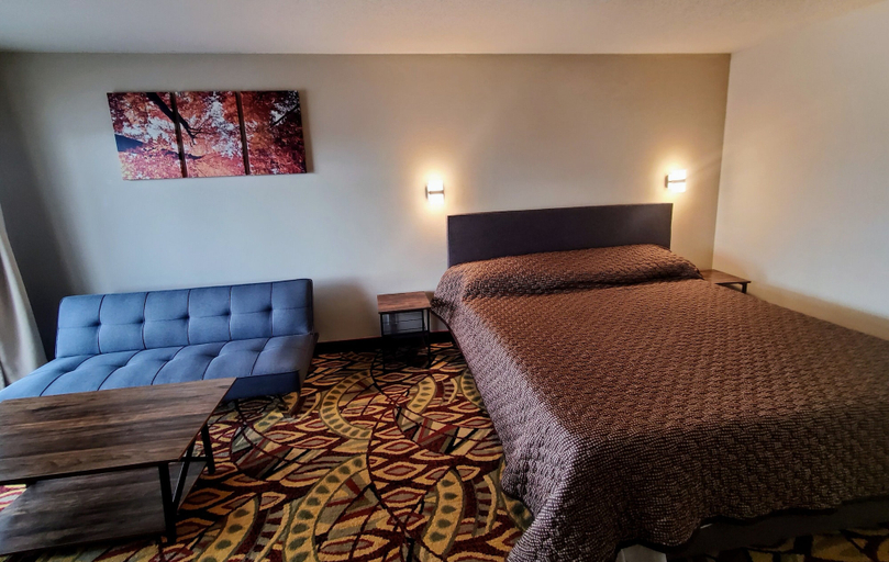 Bedroom 3, Trail's End Motel Sheridan, Sheridan