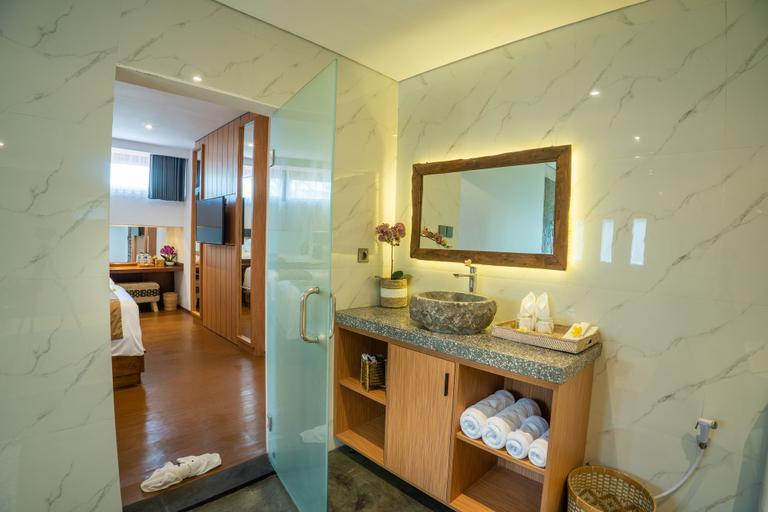 Bathroom 4, Alam Jepun Villa, Badung