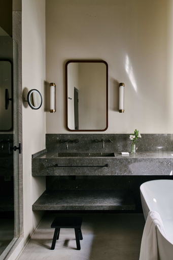Bathroom 5, Mercer Plaza Sevilla 5 GL, Sevilla