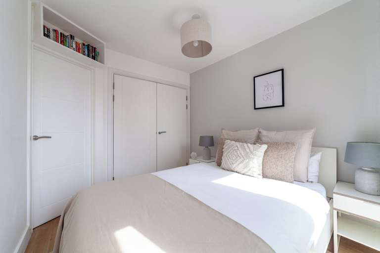 Bedroom 3, The Prospect Park Collection, London