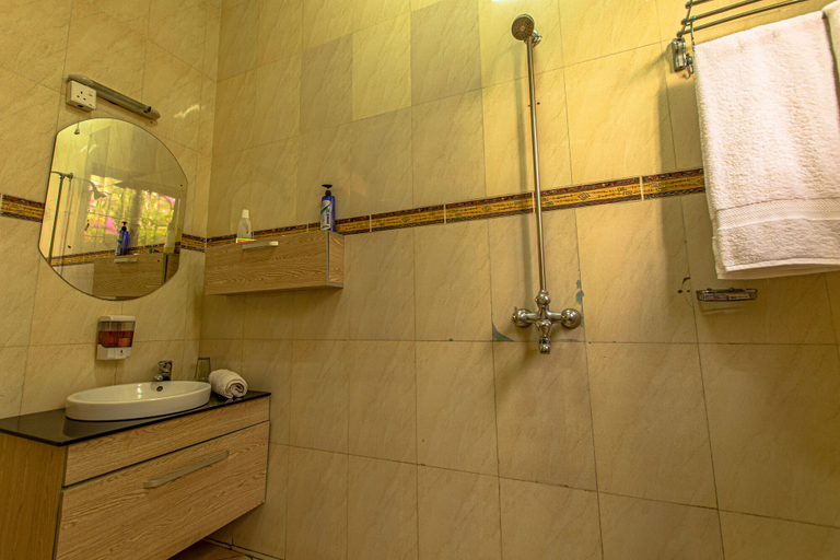 Bathroom 5, The Lahe Hotels, Ilemela