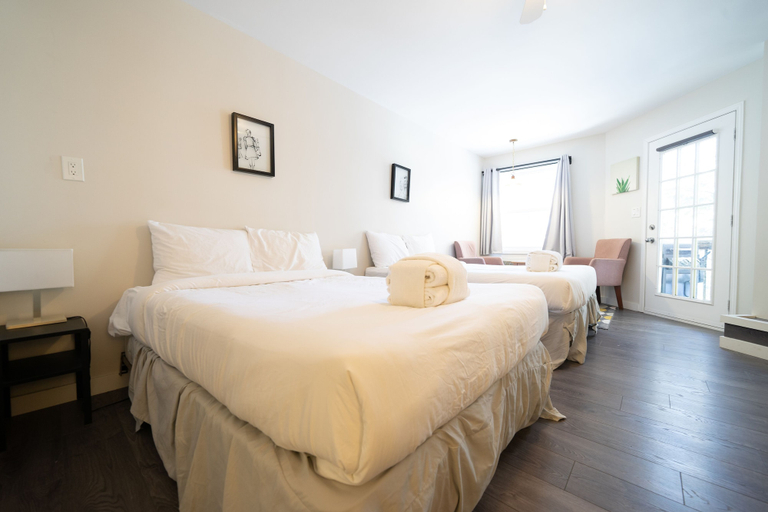 Bedroom 3, Muskoka Waterfront Retreat, Muskoka