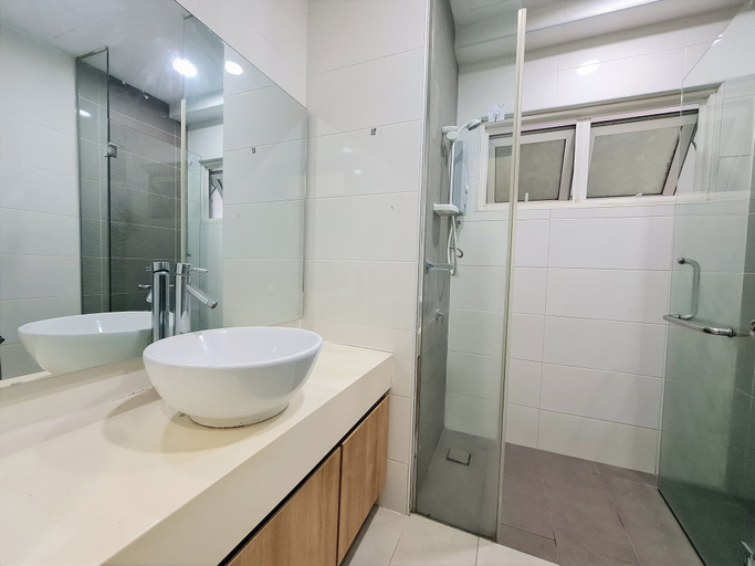 Bathroom 3, Crest Residence Klcc, Kuala Lumpur