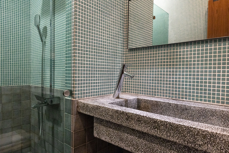 Bathroom 5, Originn, Taipei City