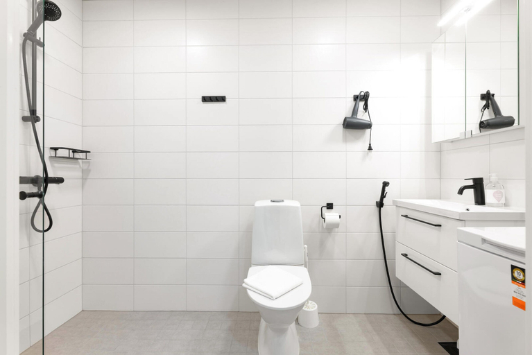 Bathroom 4, Forenom Serviced Apts Espoo Saunalahti, Uusimaa