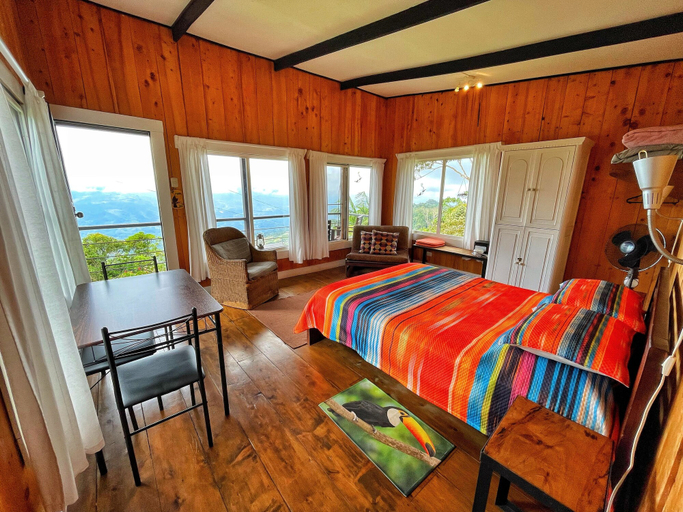 Bedroom 3, Reventazon River Mountain Lodge, Turrialba