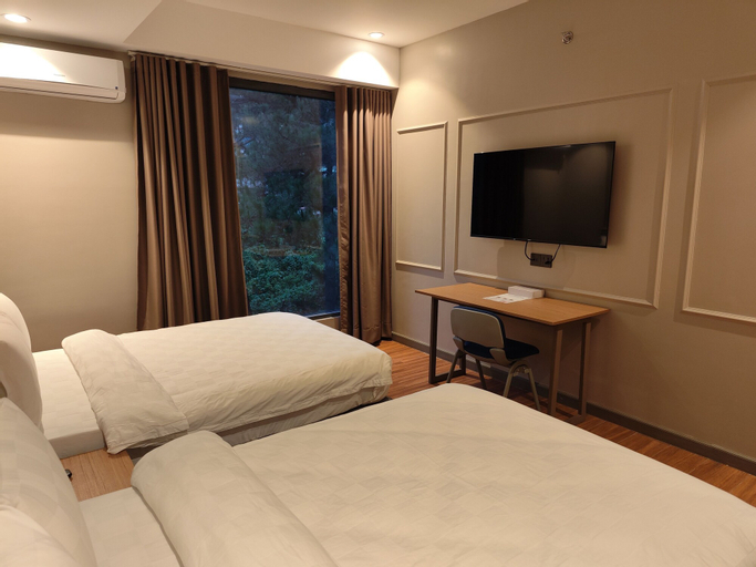 Bedroom 3, HOTEL GRANDE, Baguio City