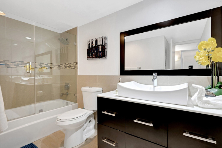 Bathroom 4, Luxury Miami Beach Condos, Miami-Dade
