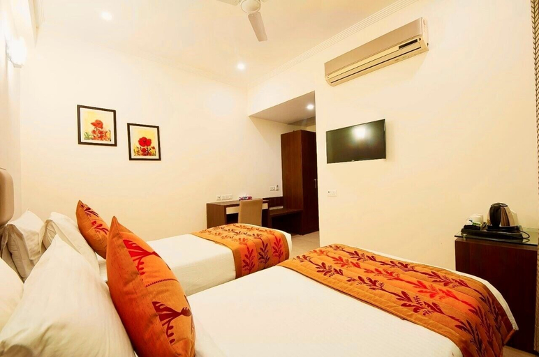 Bedroom 2, Alpina Hotels & Suites, Gurgaon