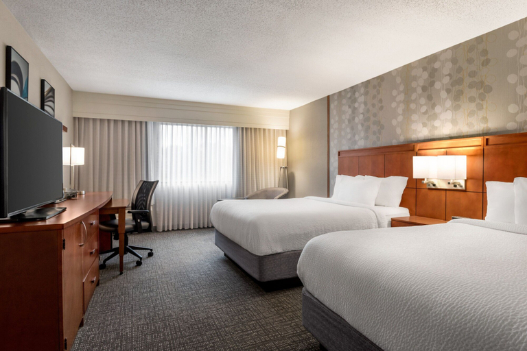 Bedroom 3, Courtyard By Marriott Tupelo, Lee