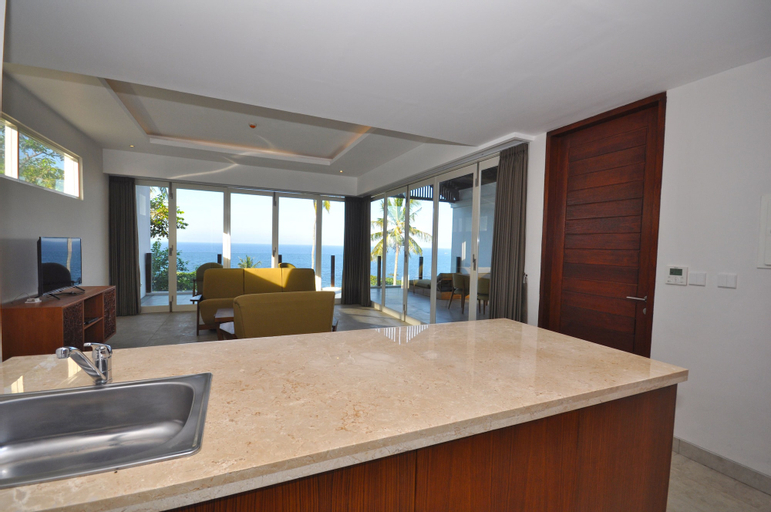 Dining Room 4
