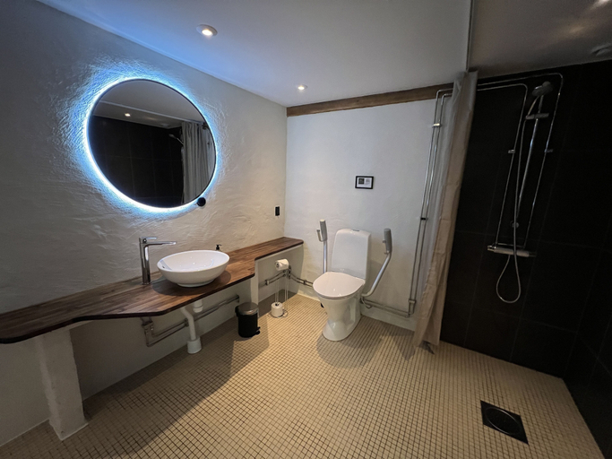 Bathroom 3, Backadal Gård B&B, Ystad
